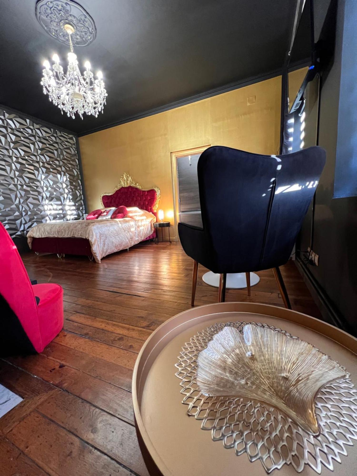 Bed and Breakfast Domaine Des Anges Avesnes-sur-Helpe Exteriér fotografie